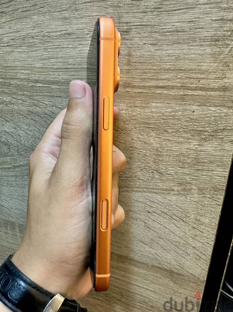 Apple - iPhone 17 Pro Max 2