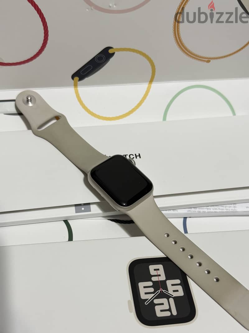 Apple Watch SE (2nd Gen) 1