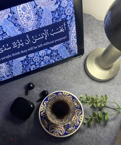معلم ومحفظ قرآن كريم وتجويد
