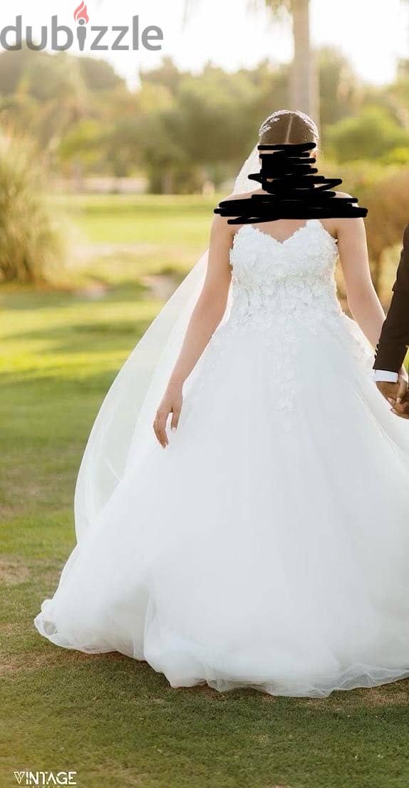Elegant Wedding Dress 5