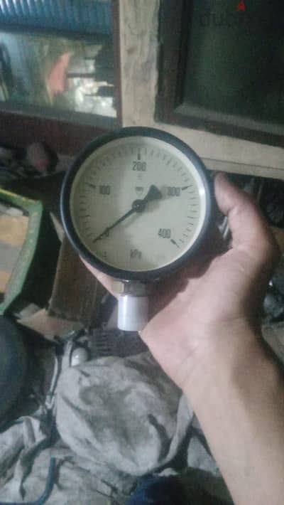 عدادت 4 بار متوفر 10 قطع
