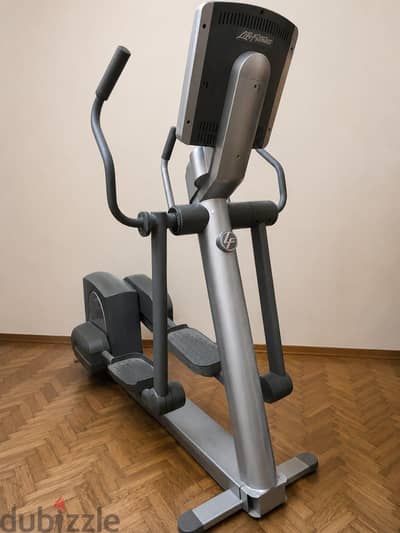 elliptical life fitness used