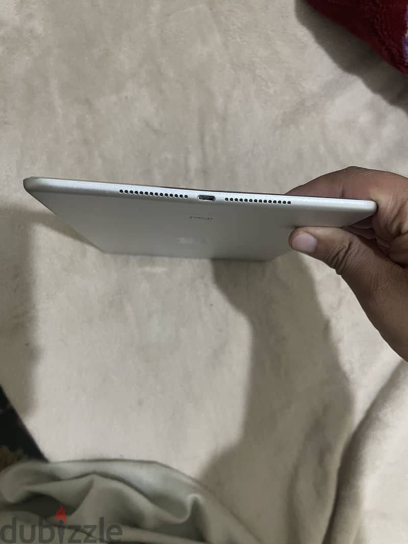 iPad Air  2  32 gb 2