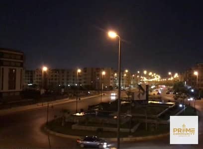 شقة للإيجار الشيخ زايد /الحي الثامن/ فيو رائع على ميدان  /ارضي مرتفع 165 متر
