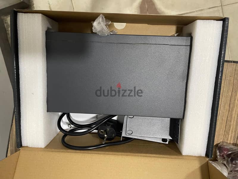 TP-Link TL-SG1016D – 16 Port Gigabit Switch 2