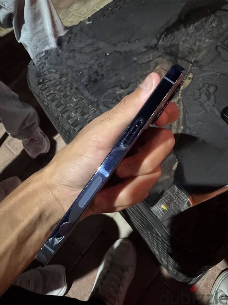 آبل - آيفون 13 برو 3