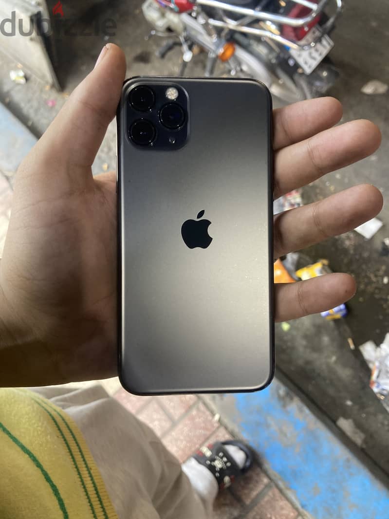 آبل - آيفون 11 برو 5