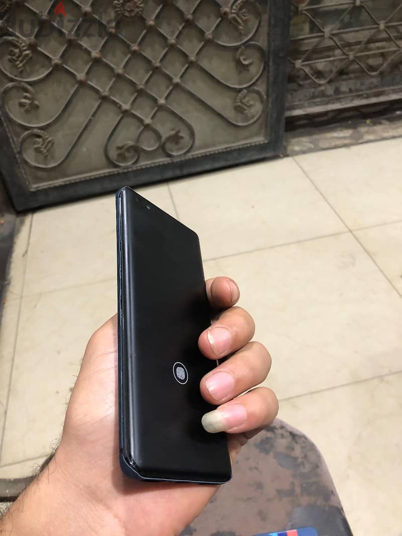 هواوي بي 40 برو 1