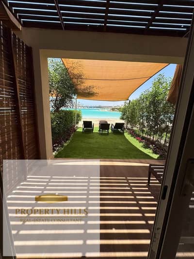 فيلا بجاردن للبيع صف اول علي الڤيو+ ( Private Terrace/ Private pool) في اميز منطقه في راس الحكمه بالقرب من طريق الفركا  ب أقل سعر وتخفيض في السعر عند