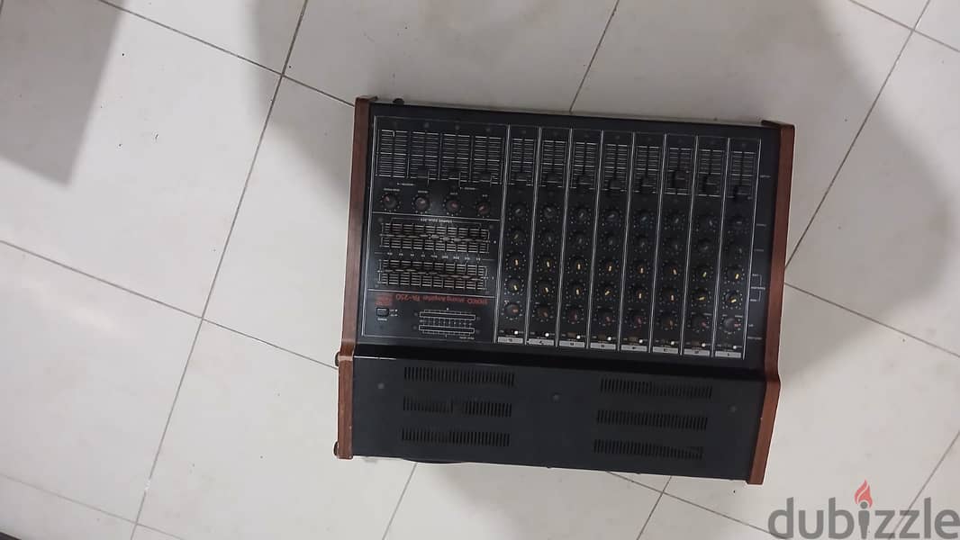 Roland PA-250 Stereo Mixing Amplifier 3