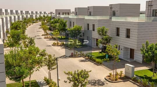 Resale Villa for Sale ready for immediate delivery and viewing at the lowest price in a strategic location in Al Burouj El Shorouk