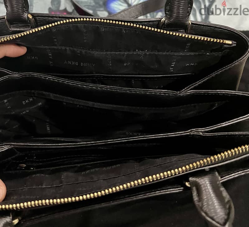 DKNY original bag from riyadh store 2