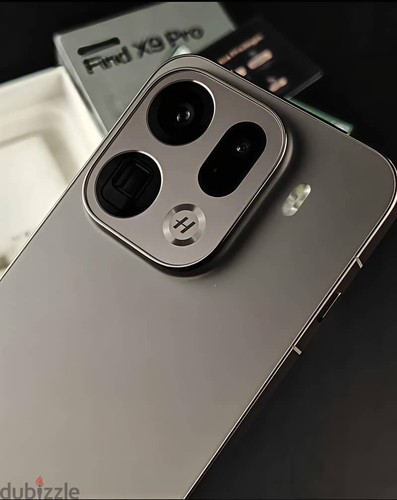 OPPO Find X9 Pro 3