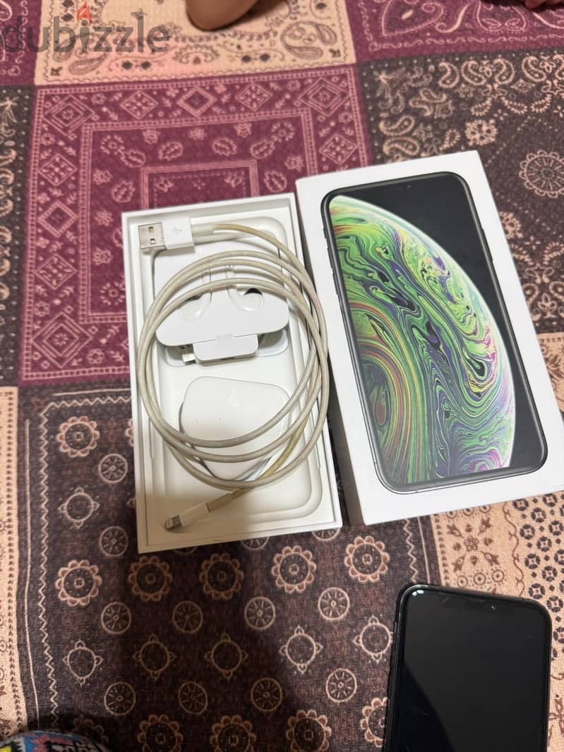 آبل - آيفون اكس اس 3