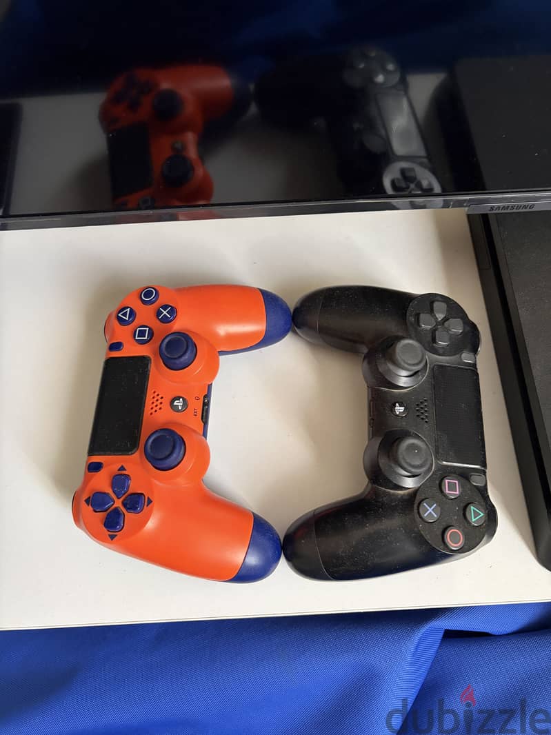 PS4 slim with very good condition 1