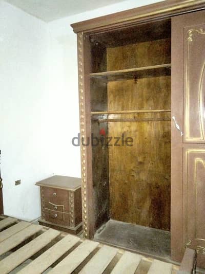 غرفة نوم للبيع لظروف خاصة جدا