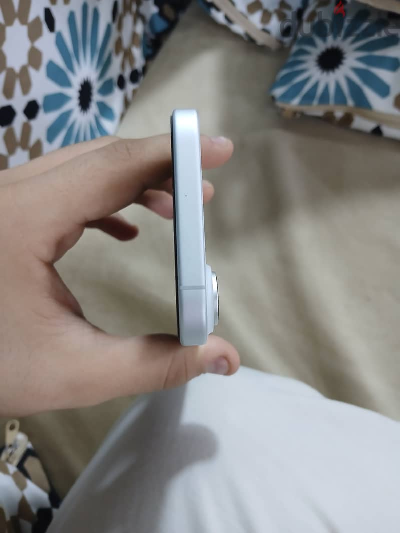 آبل - آيفون 16 6
