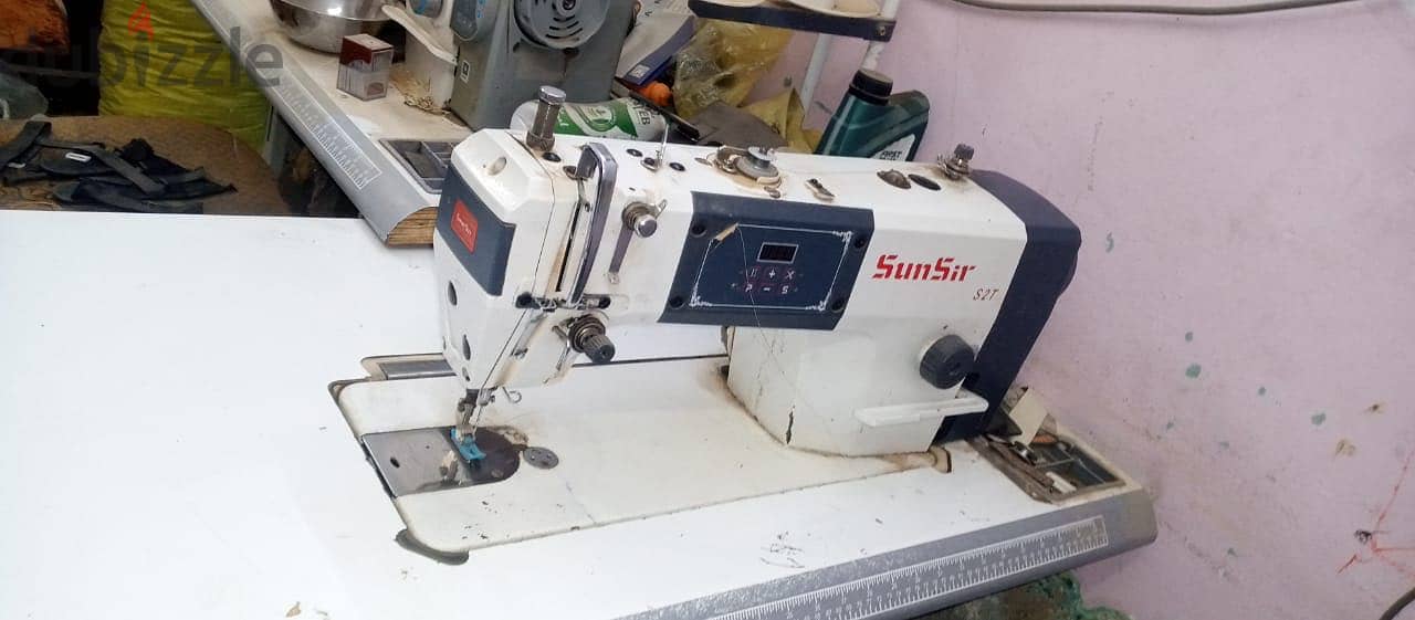 ماكينة خياطة SunSir S2T نصف كمبيوتر أصلية بحالة الممتازة
