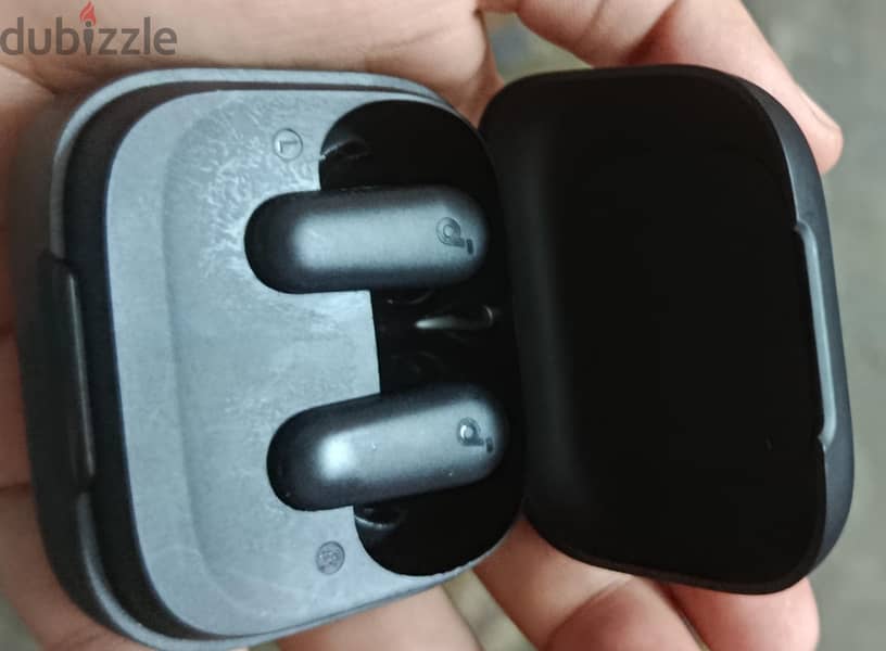 sound core R50i  NC 1