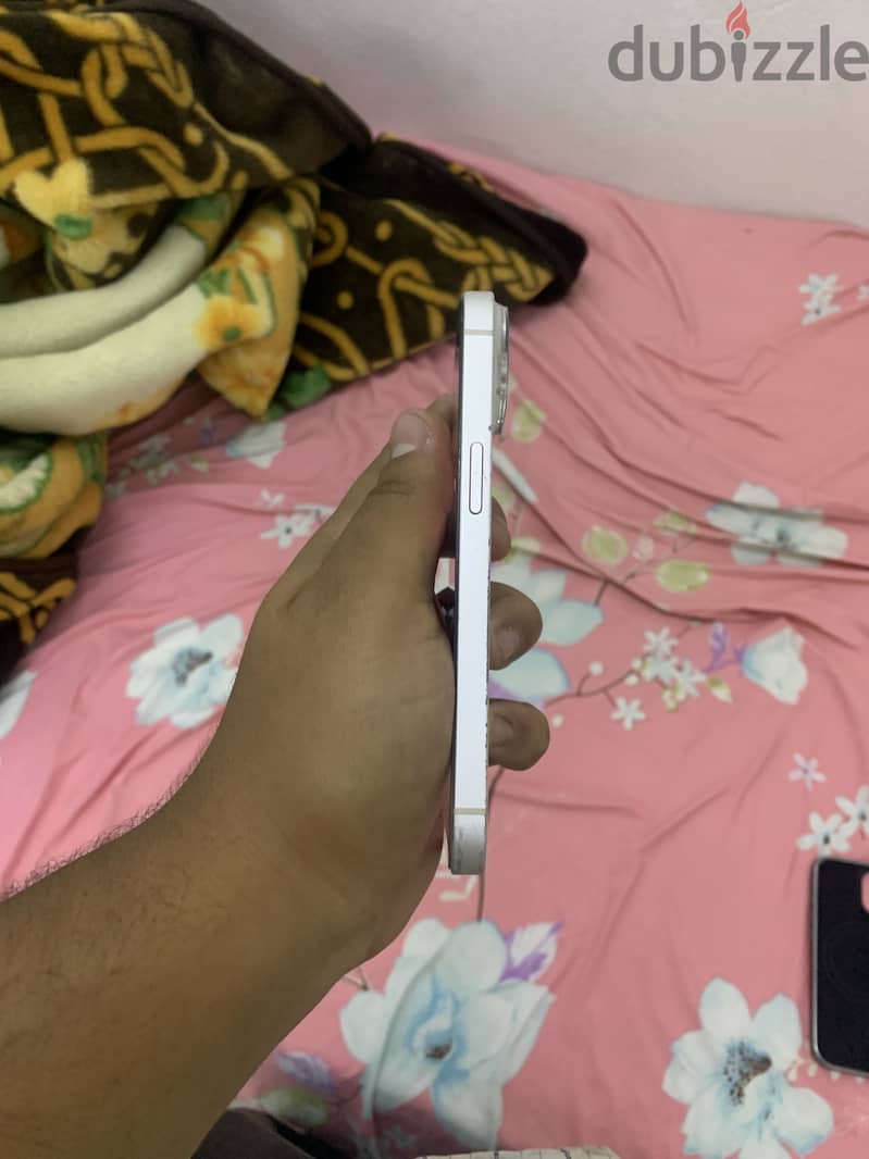 آبل - آيفون 14 4