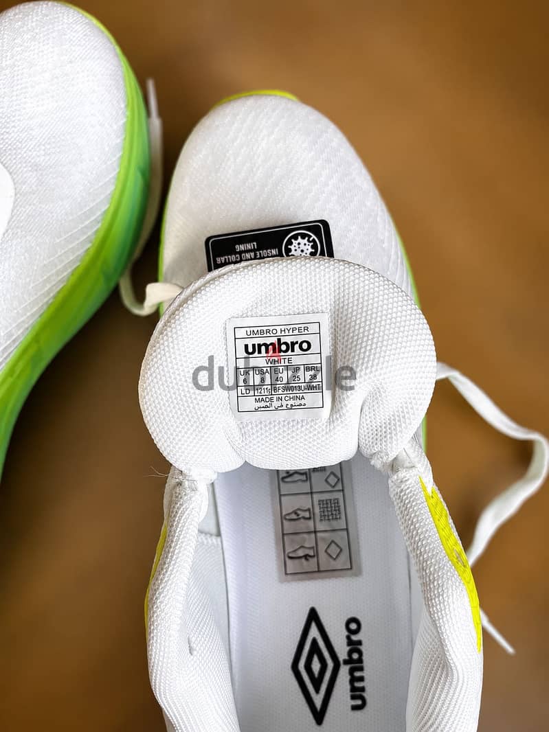 Original Umbro hyper shoes 4