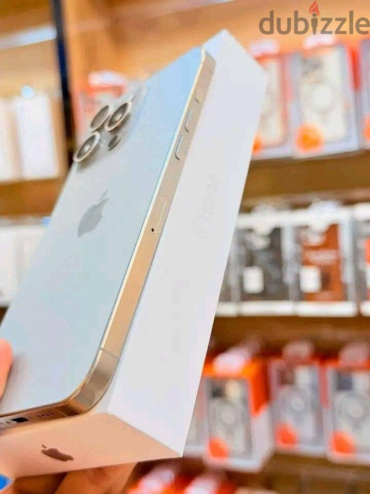 Apple - iPhone 15 Pro Max 1