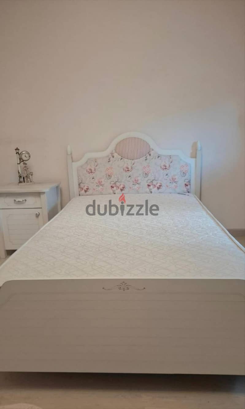 Girl bed room 5