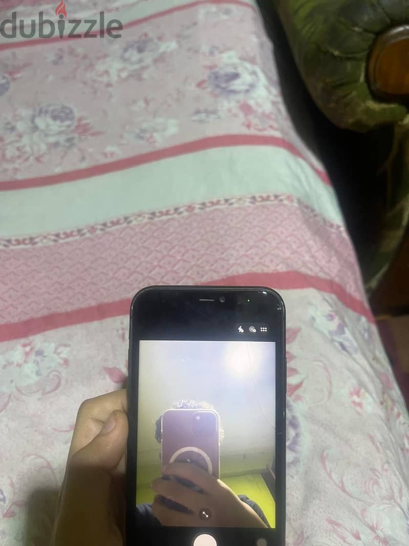 Apple - iPhone 11 4
