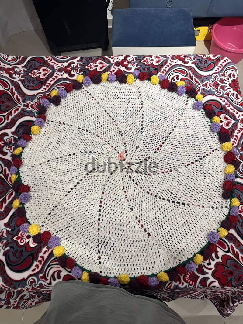 Handmade crochet flower buque and blanket 3