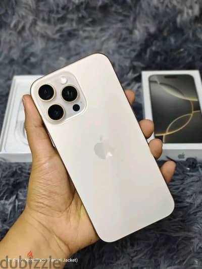 آبل - آيفون 16 بلس