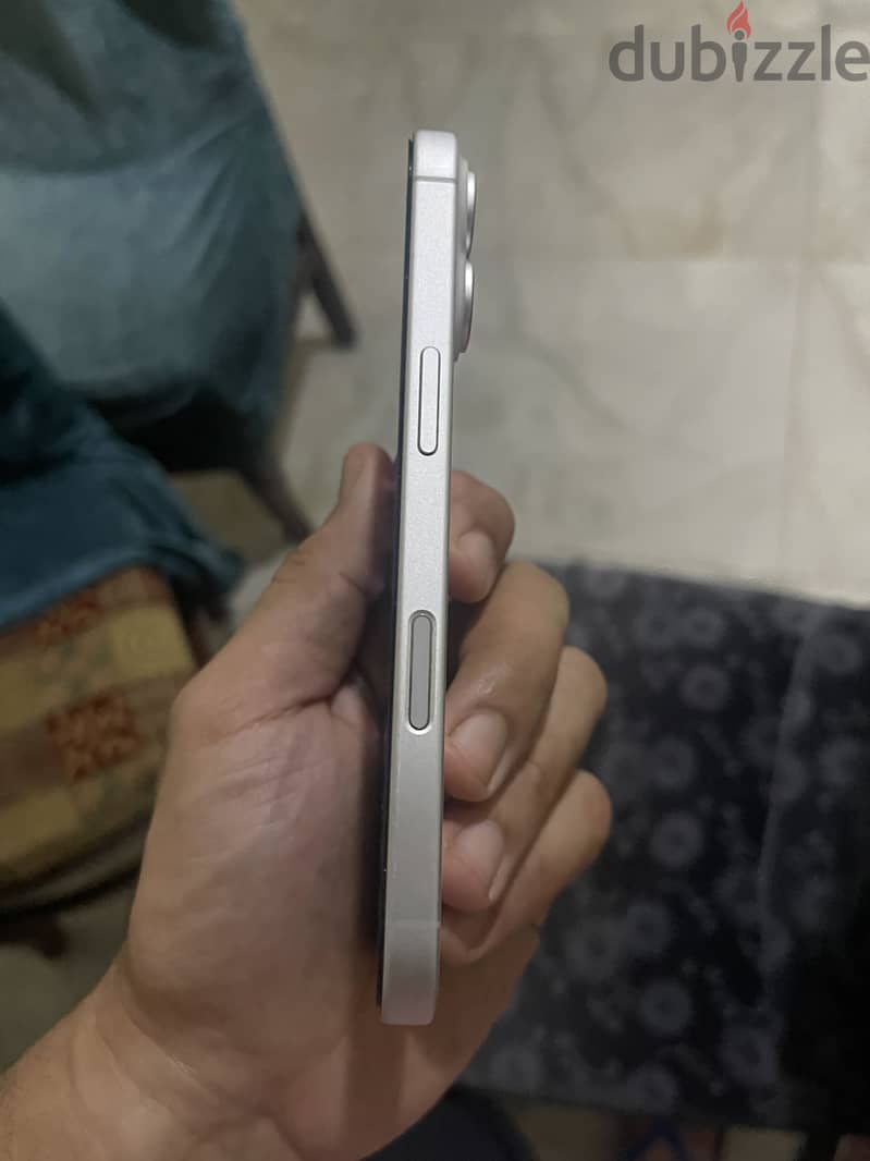 آبل - آيفون 17 3