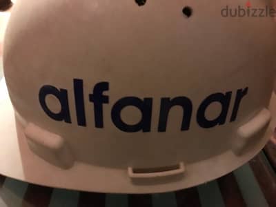 خوذه اوريجينال شبه جديده