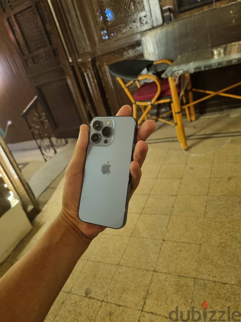 آبل - آيفون 13 برو 4