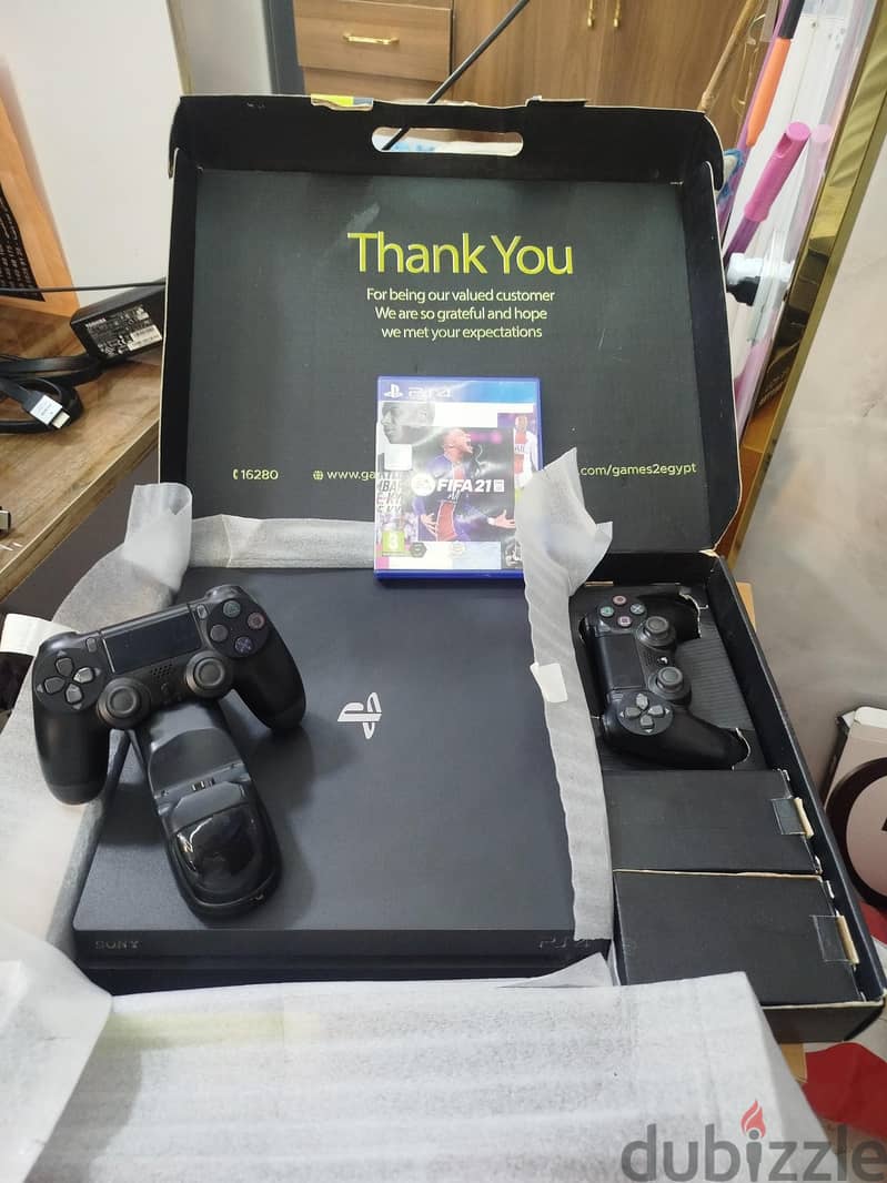 SONY PS4 Pro+games and controllers 1
