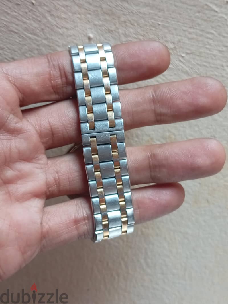 ساعتين سويسري نوادر 8