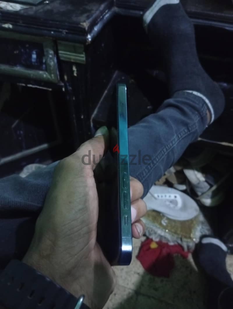 آبل - آيفون 12 برو 16