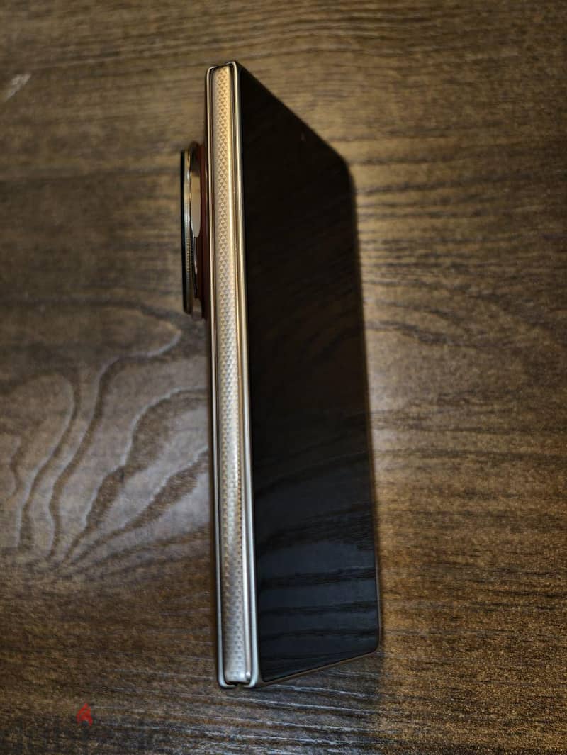 Honor Magic V5 6