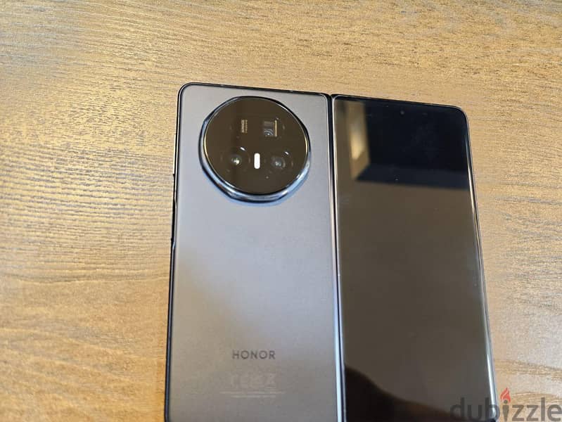 Honor Magic V5 1
