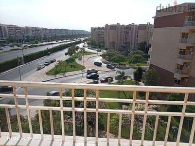 شقه مفروشه ب مدينتى