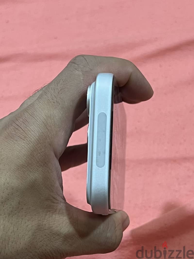 Apple - iPhone 17 Pro 4
