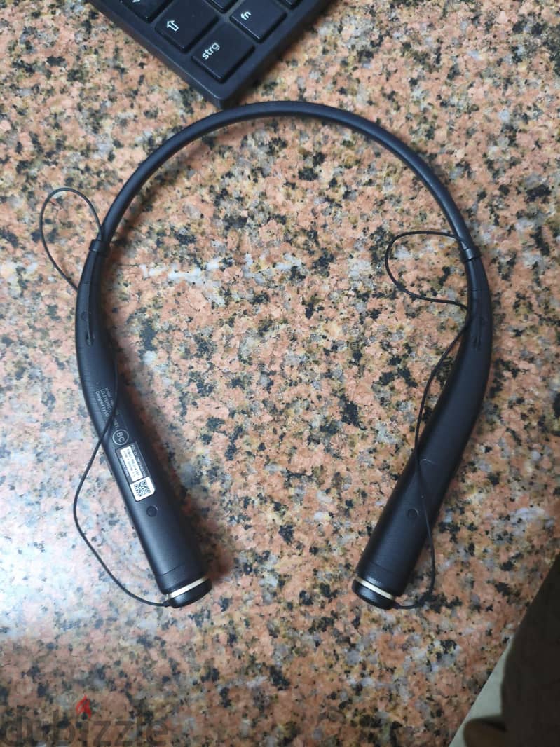 Lg hbs 780 stereo bluetooth gigl lclow 1