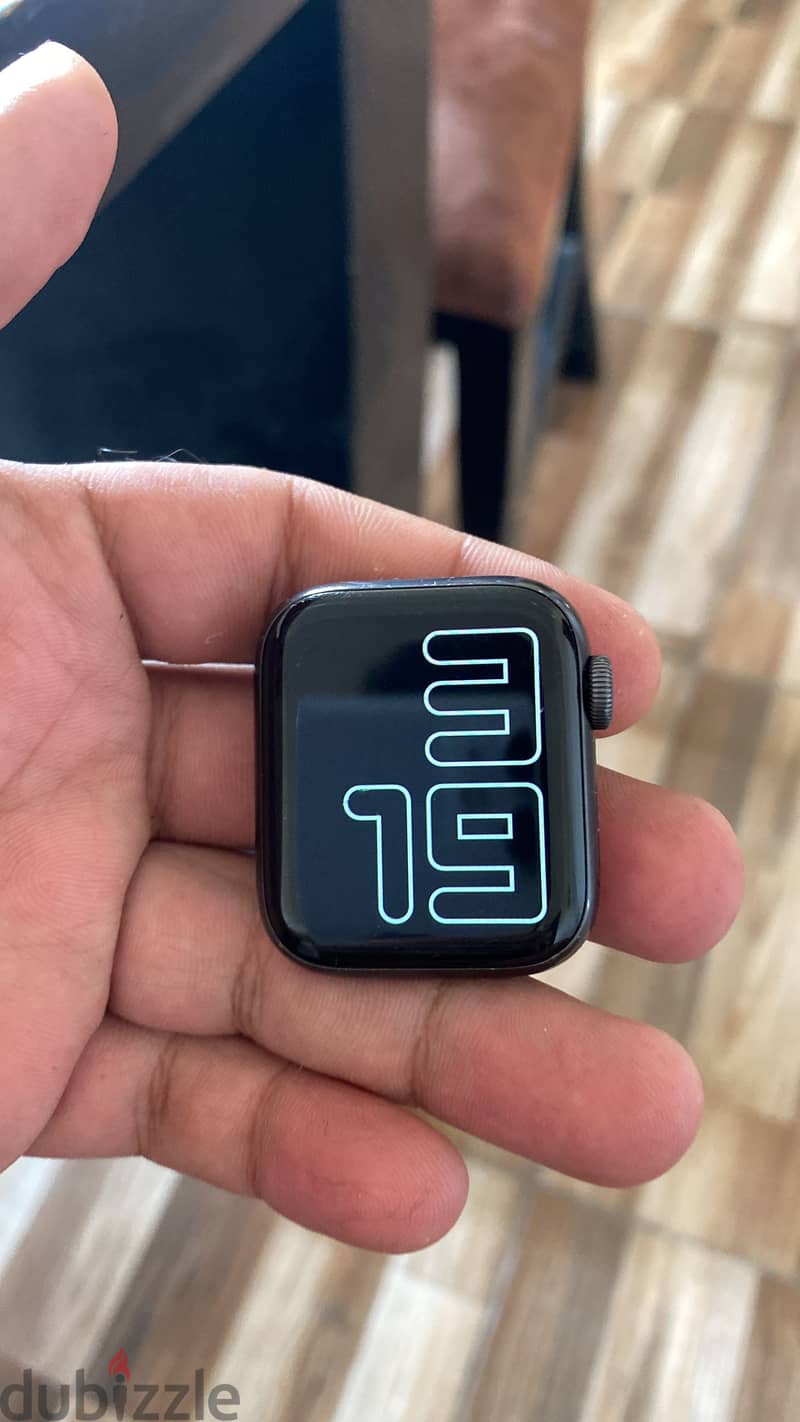 Apple Watch SE 6