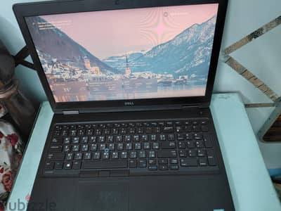 Dell 5580 ssd 256 8 G Ram
