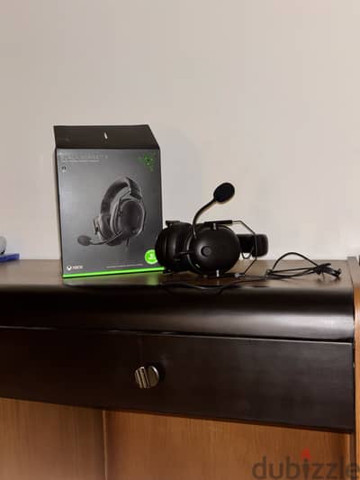Razer v2 black sharkx