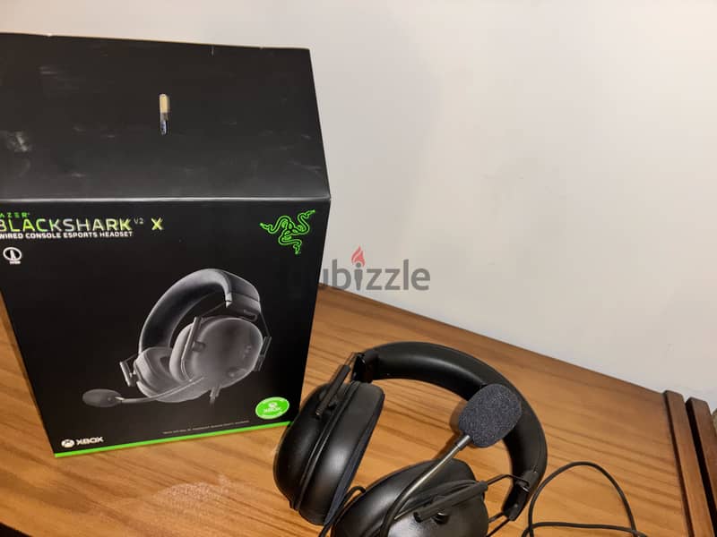 Razer v2 black sharkx 1