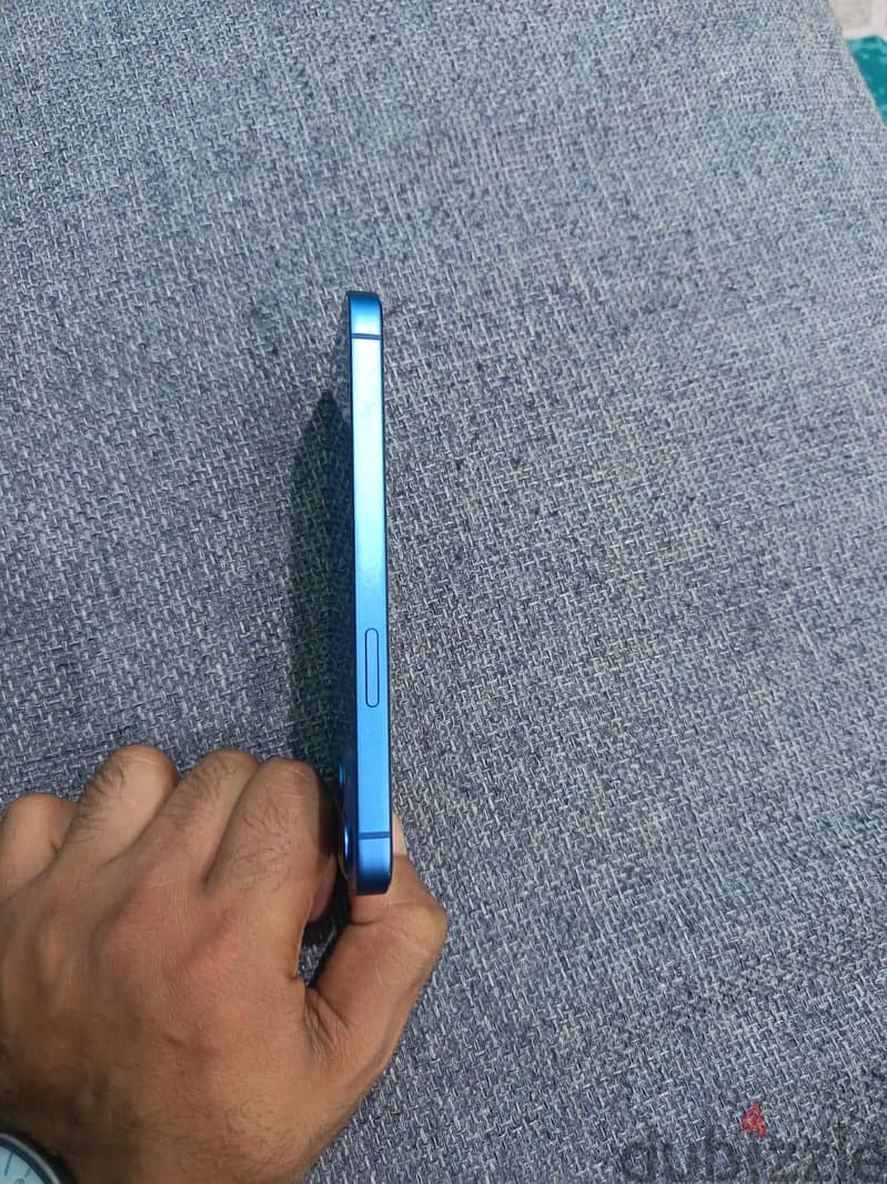 Apple - iPhone 13 3