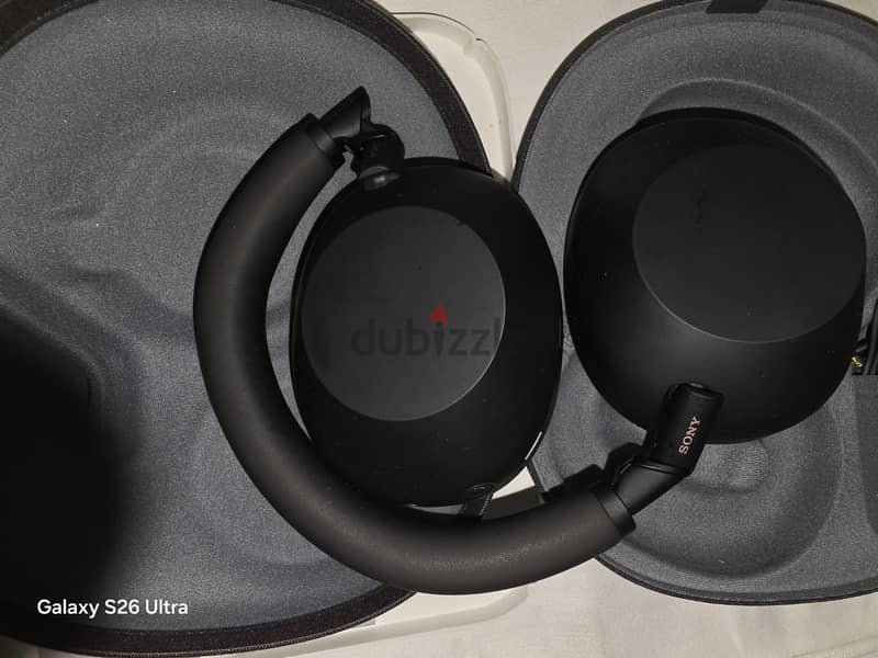 Sony WH-1000 XM6 1