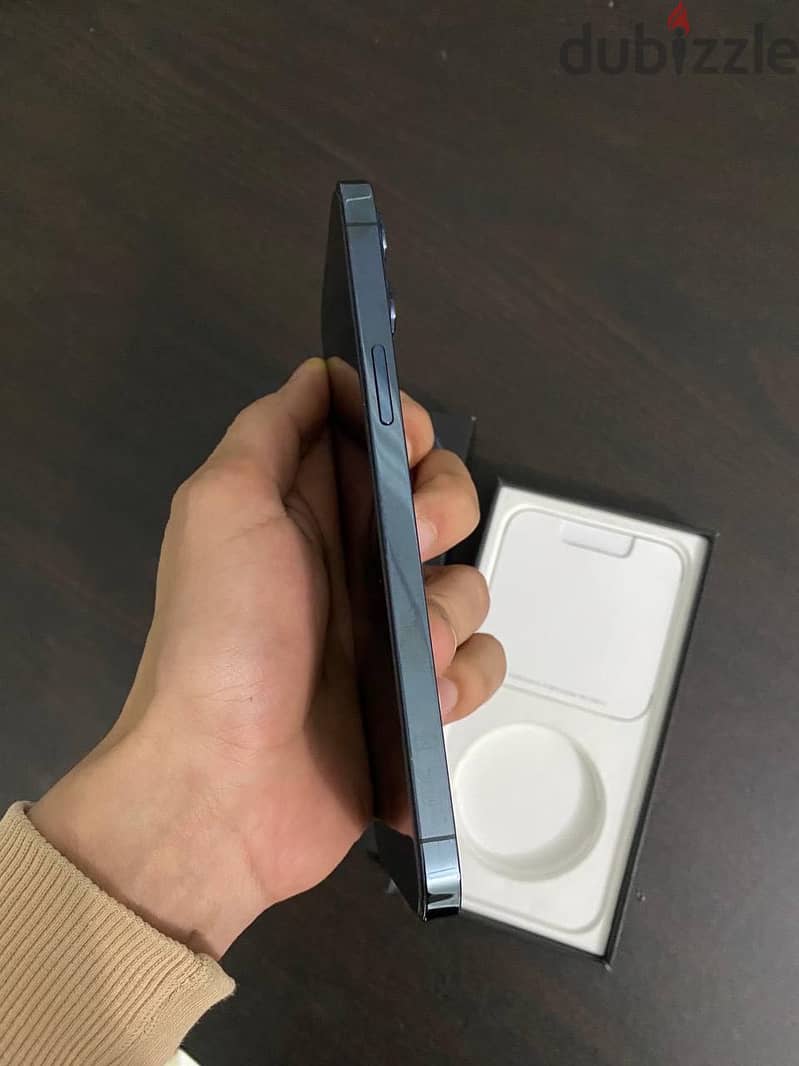iPhone 12 pro max 256 7