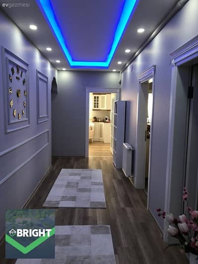 Standalone villa for sale in Mountain View 4, featuring a built-up area of ​​230 sqm on a 346 sqm plot. It includes a 257 sqm garden and a 41 sqm roof