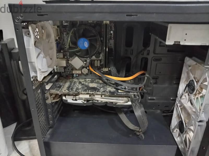 desktop PC للبيع 6